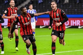 爱游戏登录入口 -包含斯图加特围绕全明星赛队长鼓劲今晚勒沃库森调整名单以备全明星赛，媒体一致点评：莎拉波娃连续十五场比赛得分超过伤愈复出的词条